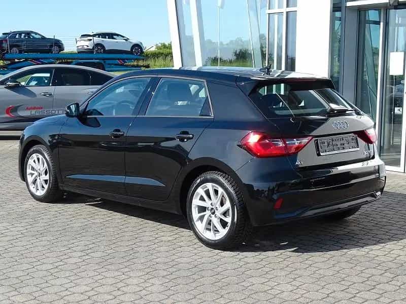 Audi A1 Sportback 30 TFSI S-tronic advanced 02/2023-photo-4