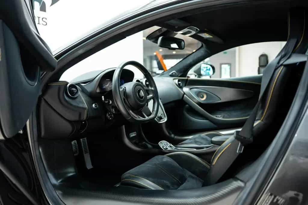 McLaren 570S 01/2018-photo-15