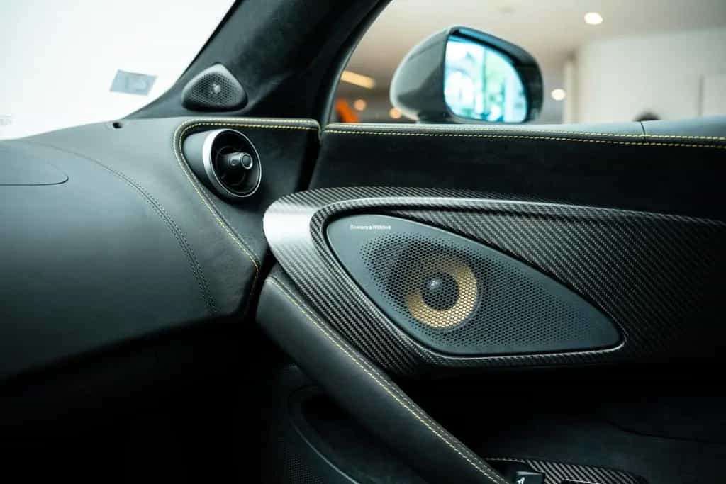 McLaren 570S 01/2018-photo-21