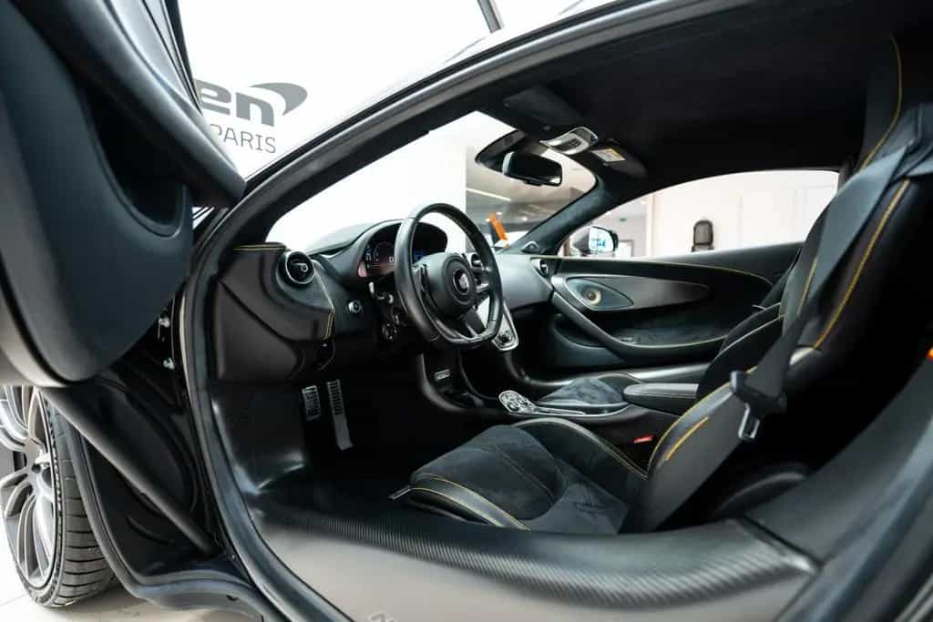 McLaren 570S 01/2018-photo-22