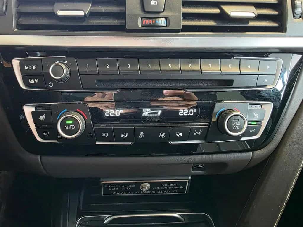 ALPINA D3 3.0 Biturbo+Allrad+20 Zoll+LED+Kamera 01/2018-photo-26