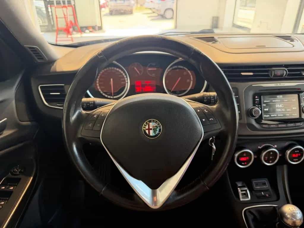 Alfa Romeo Giulietta 1.6 JTDm-2 105 CV Exclusive 05/2015-photo-11