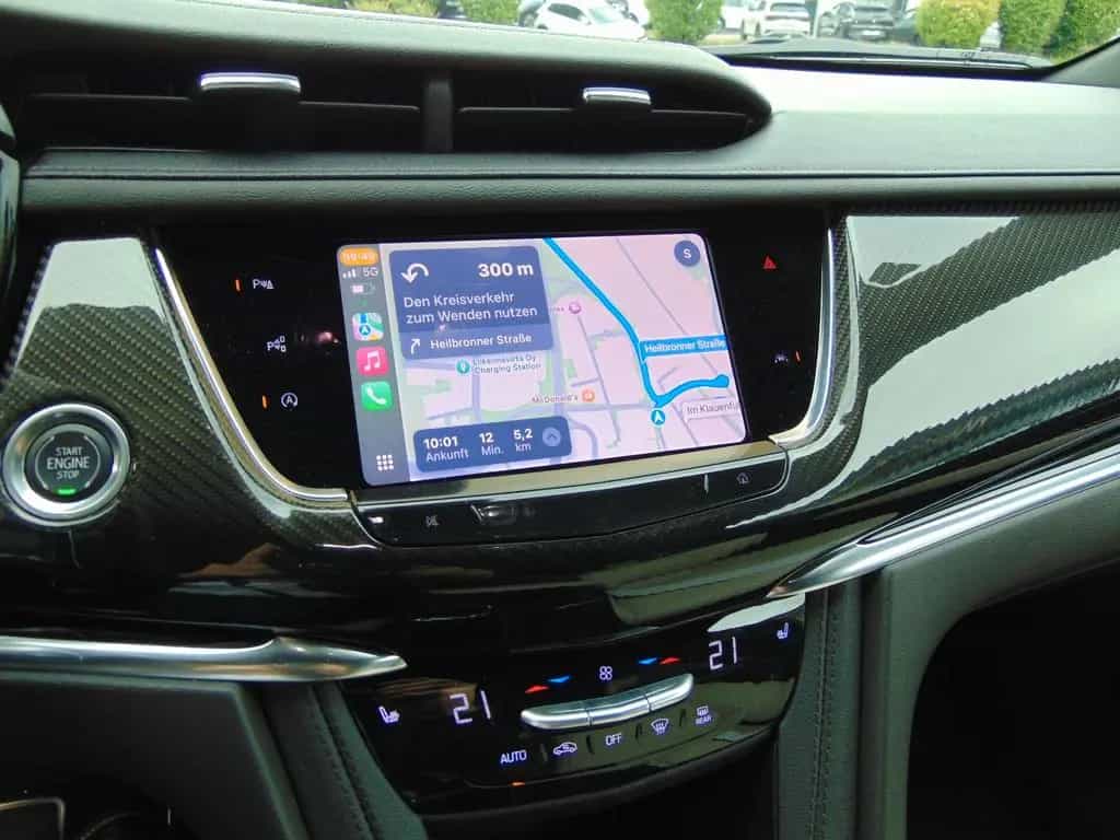 Cadillac XT6 Sport 3,6 V6 Black Edition AHK Panoramadach 08/2023-photo-13