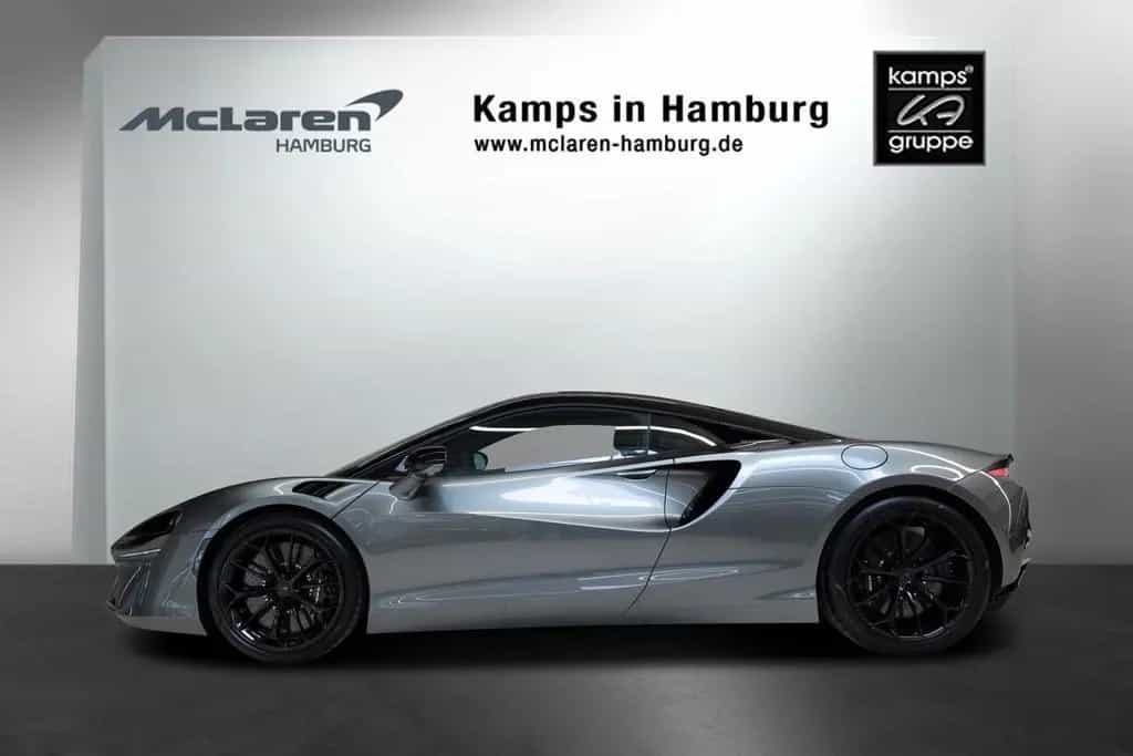 McLaren Artura Elite Paint I Lift I Black Pack null-photo-1