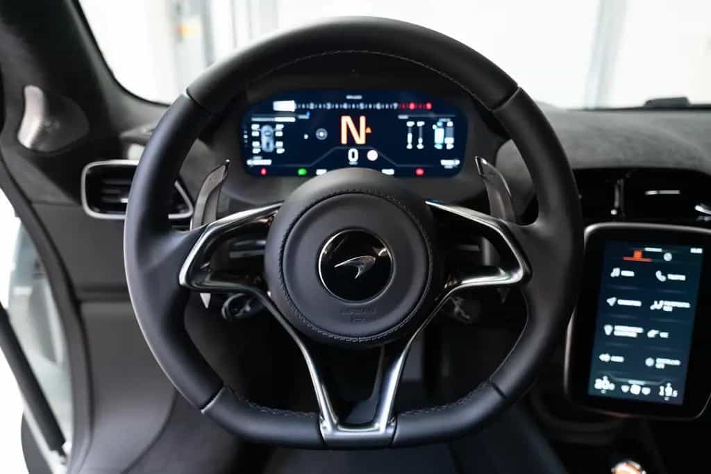 McLaren Artura Elite Paint I Lift I Black Pack null-photo-14