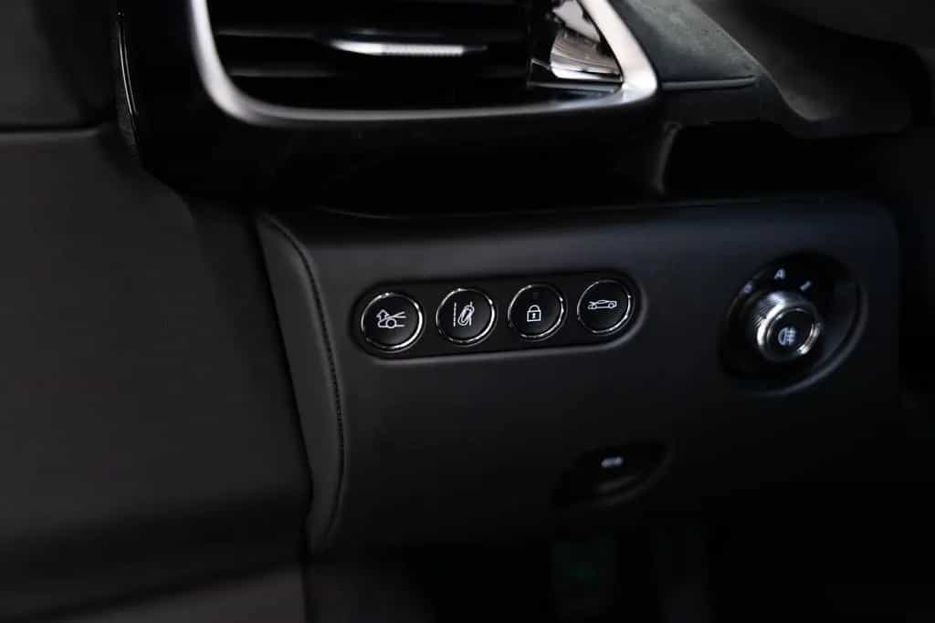 McLaren Artura Elite Paint I Lift I Black Pack null-photo-19