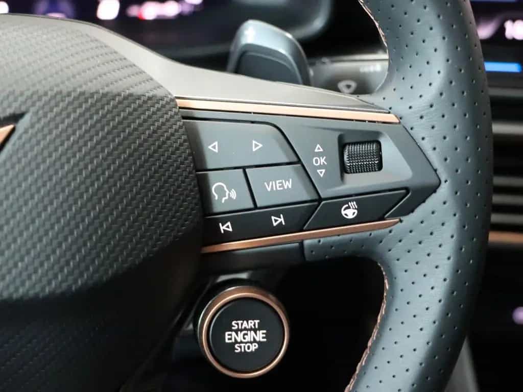 Cupra Leon Sportstourer 1.5 AHK Kamera elek. Sitz 07/2025-photo-11