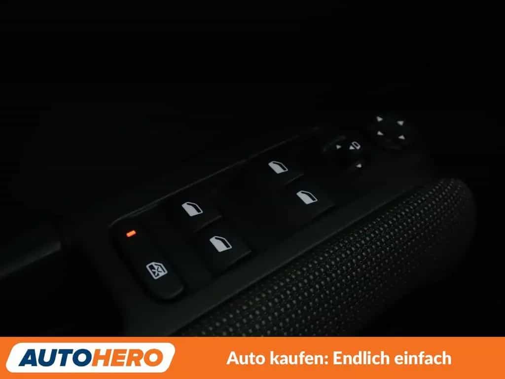 Citroën C3 Aircross 1.2 PureTech Shine Aut.*NAV*TEMP*CAM 10/2018-photo-24
