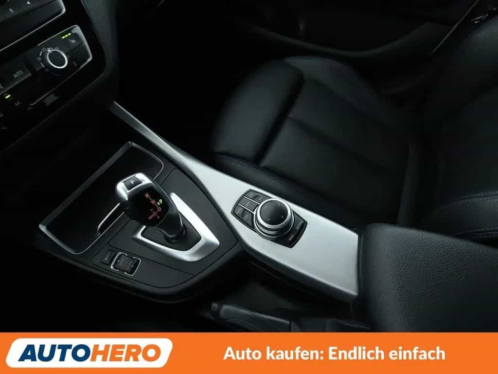 BMW 118 1er 118i Edition M Sport Shadow Aut.*LED*TEMPO* 09/2018-photo-23
