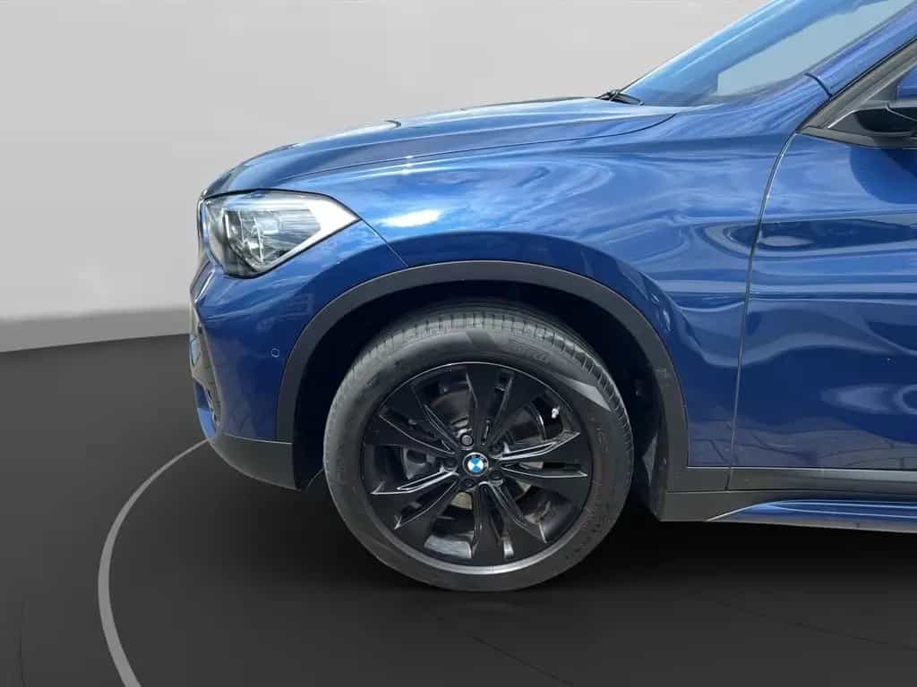 BMW X1 sDrive18i Sport Line Head-Up Tempomat Komfort 01/2022-photo-11