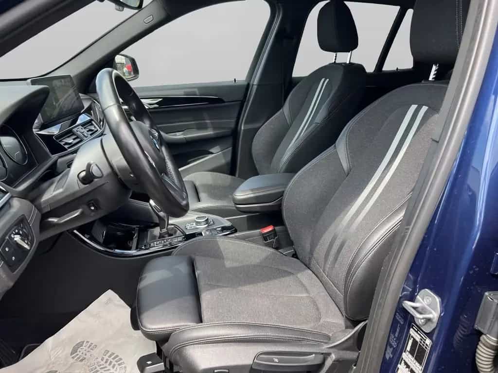 BMW X1 sDrive18i Sport Line Head-Up Tempomat Komfort 01/2022-photo-4