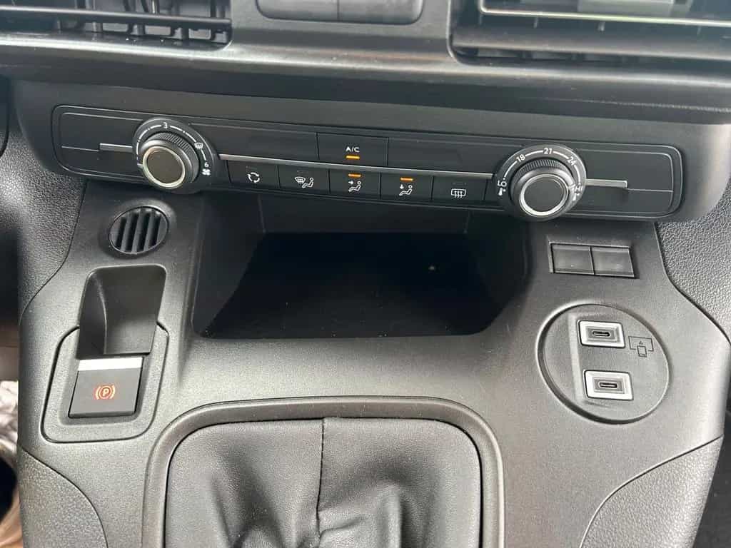 Citroën Berlingo Plus M - Kamera - Winter-Pak. - AppleCa 02/2025-photo-14