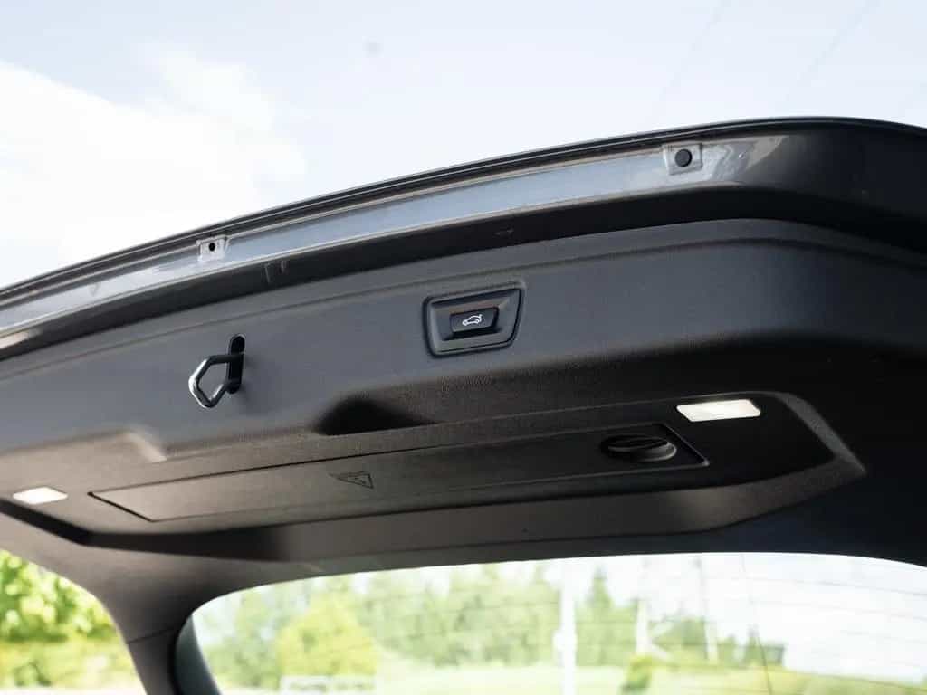 BMW 320 d Touring M Sport 12/2020-photo-11