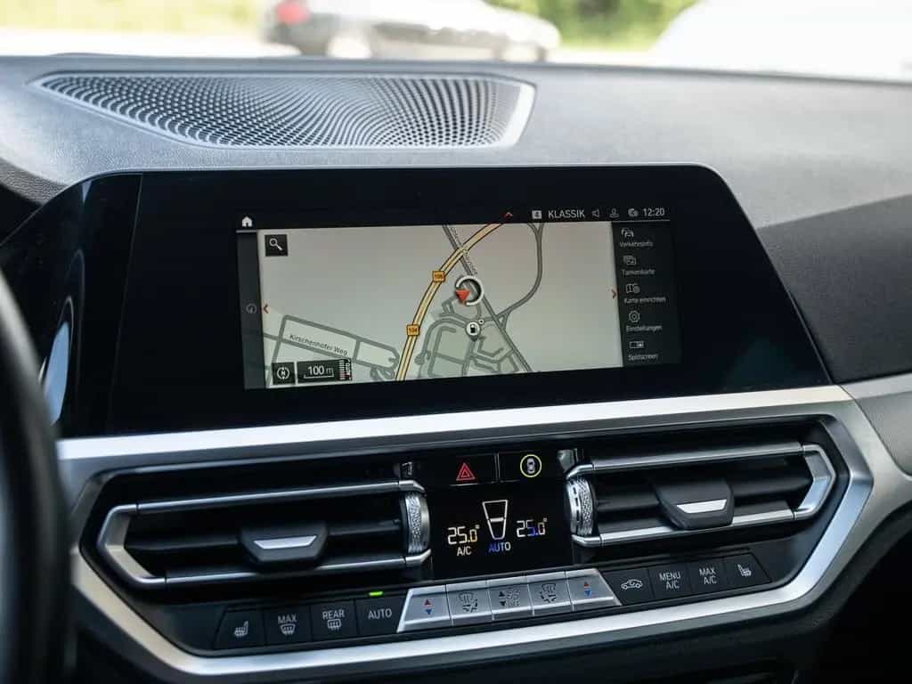 BMW 320 d Touring M Sport 12/2020-photo-14