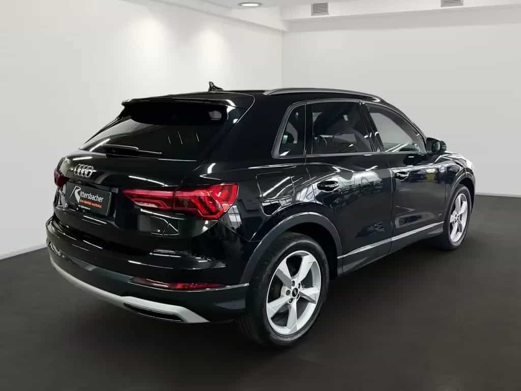 Audi Q3 35 TFSI advanced AHK KomfortPaket Privacy 01/2021-photo-4
