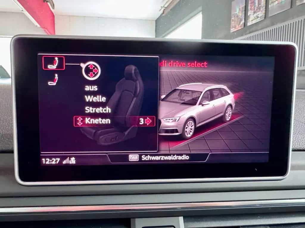 Audi S4 Avant 3.0TFSI Pano Matrix Virtual ACC 360°AHK 02/2018-photo-14