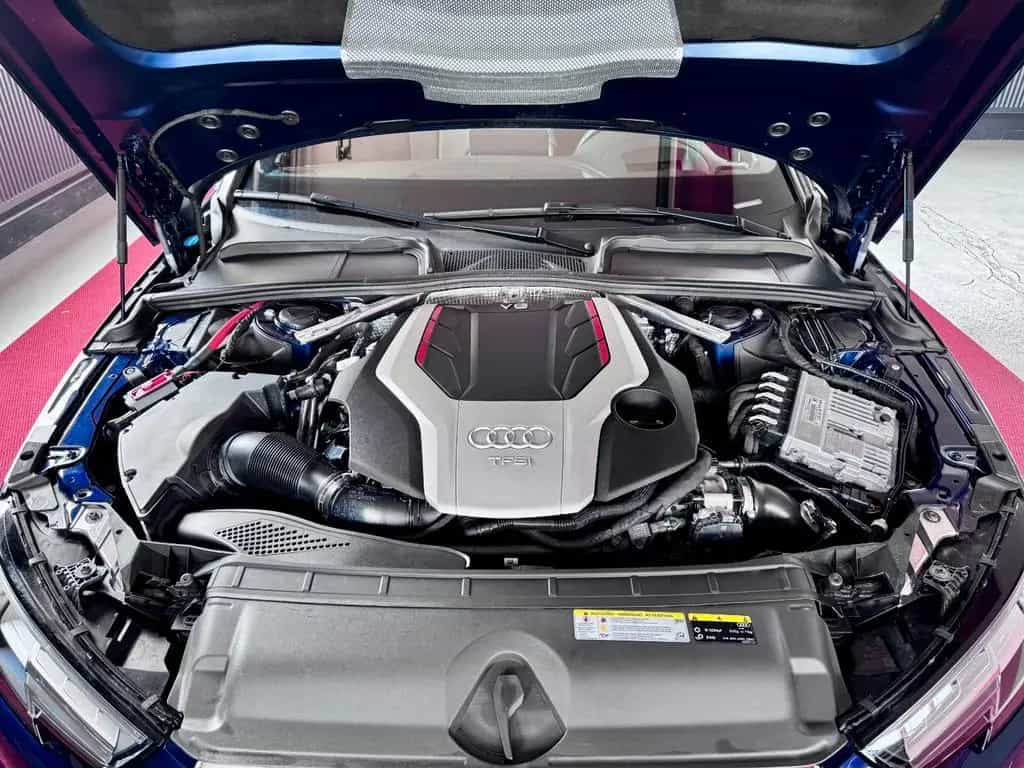 Audi S4 Avant 3.0TFSI Pano Matrix Virtual ACC 360°AHK 02/2018-photo-40
