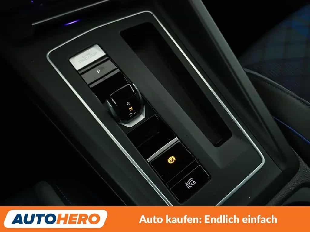 Volkswagen Golf VIII 2.0 TSI R 4Motion Aut.*NAVI*IQLED*ACC* 12/2021-photo-29