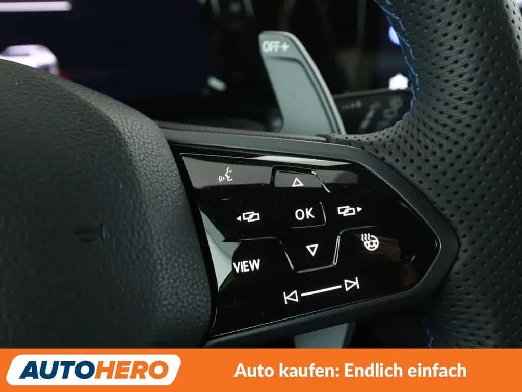 Volkswagen Golf VIII 2.0 TSI R 4Motion Aut.*NAVI*IQLED*ACC* 12/2021-photo-31