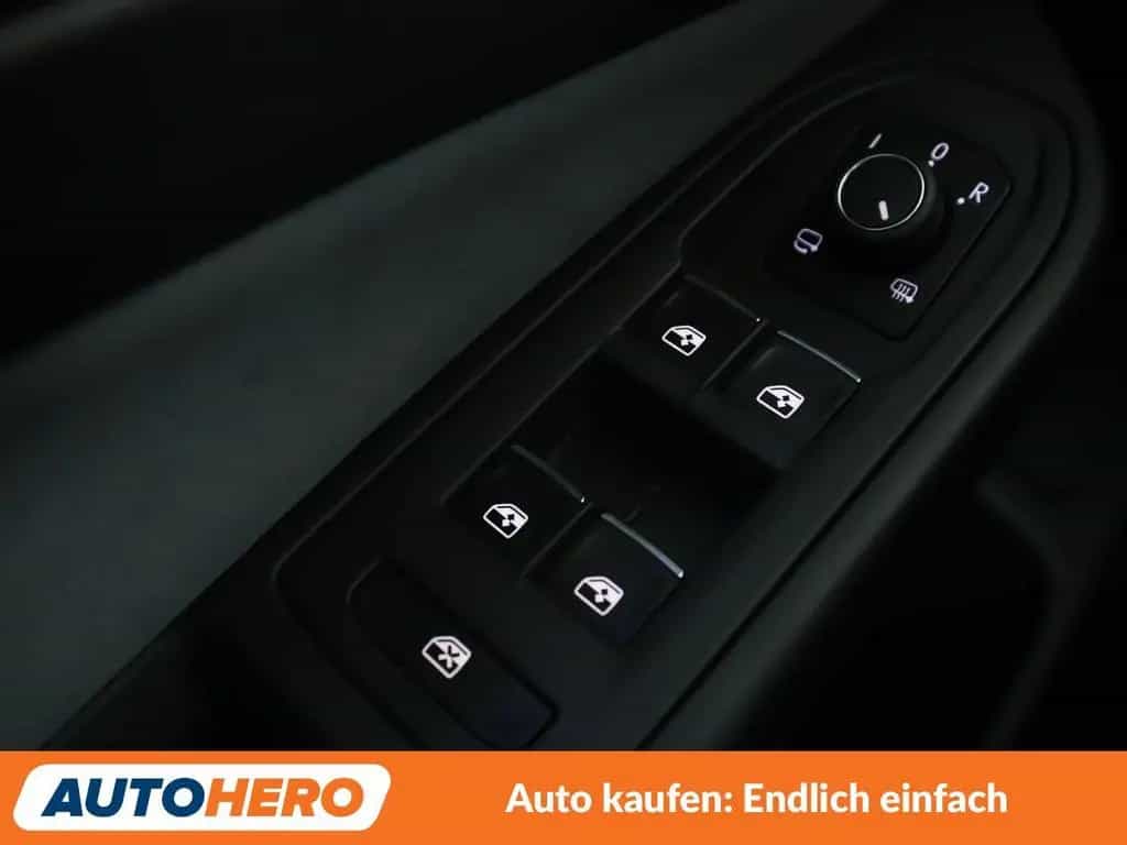 Volkswagen Golf VIII 2.0 TSI R 4Motion Aut.*NAVI*IQLED*ACC* 12/2021-photo-33