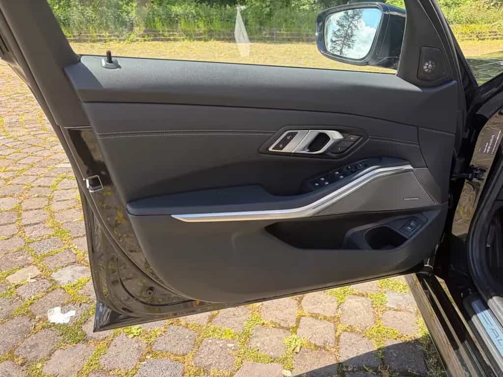ALPINA B3 Limousine Allrad wenig km 02/2022-photo-7