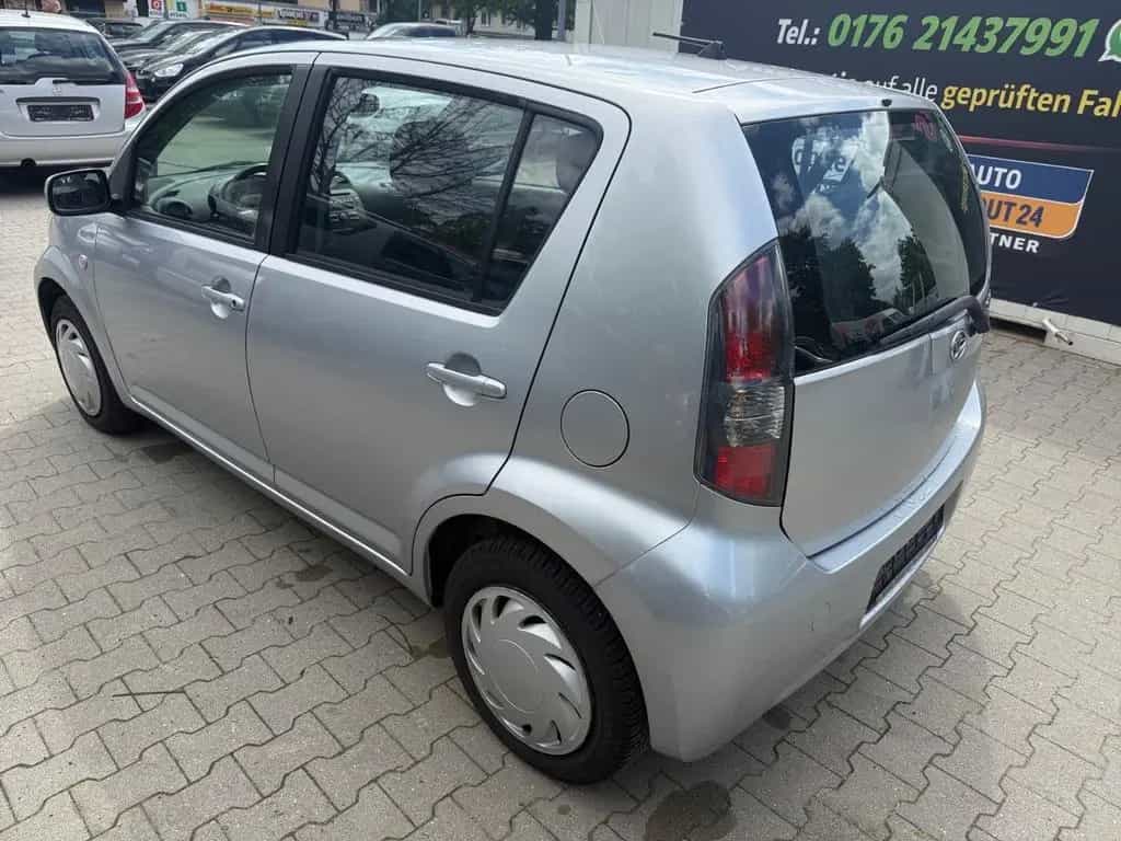 Daihatsu Sirion 1.5 S Klima-Servo+Tüv Neu- Garantie 04/2009-photo-23
