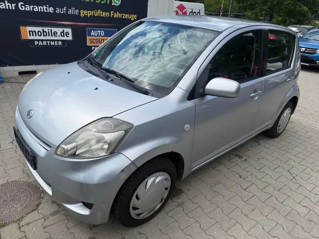 Daihatsu Sirion 1.5 S Klima-Servo+Tüv Neu- Garantie 04/2009-photo-24