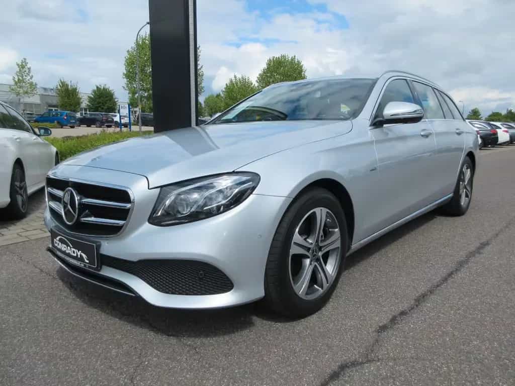 Mercedes-Benz E 220 d T Avantgarde 9G LED COMAND 360° WideScr. 02/2019-photo-0