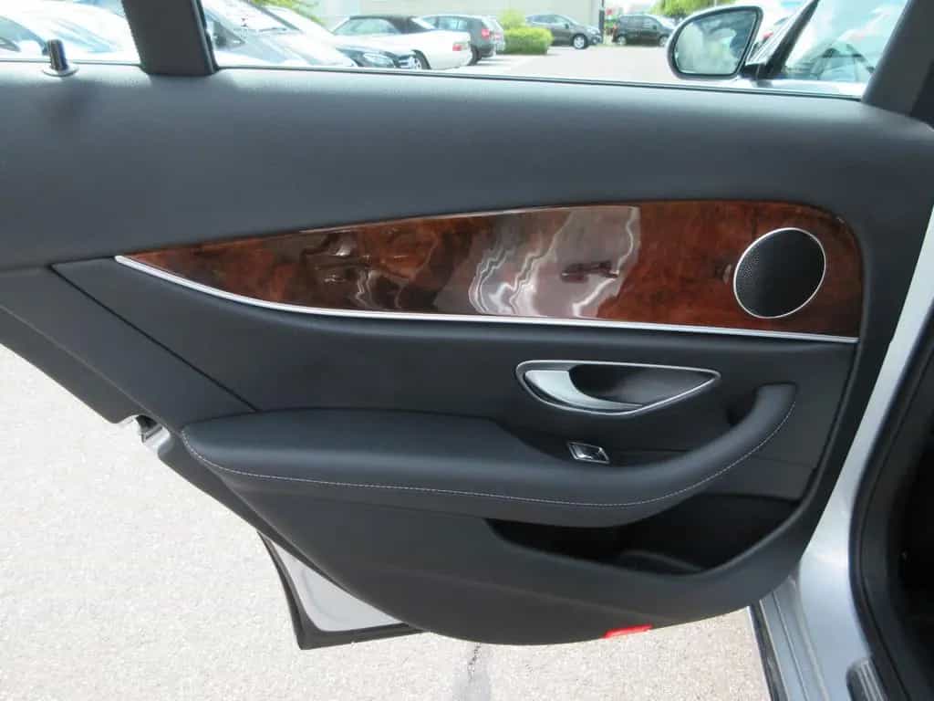 Mercedes-Benz E 220 d T Avantgarde 9G LED COMAND 360° WideScr. 02/2019-photo-11