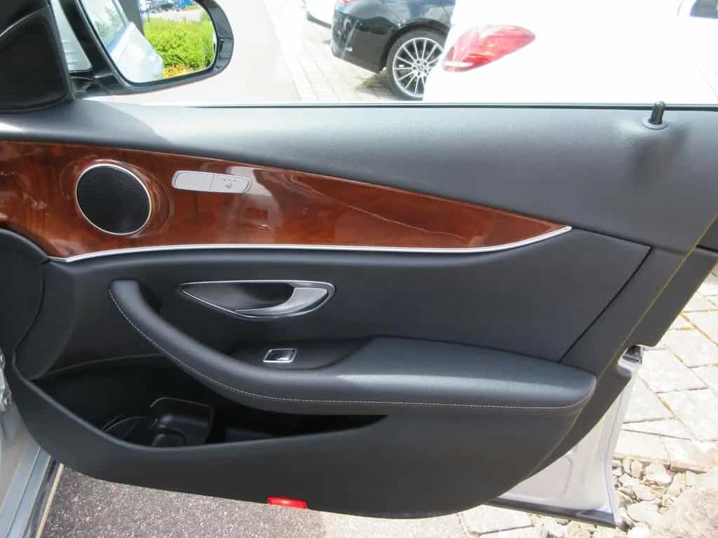 Mercedes-Benz E 220 d T Avantgarde 9G LED COMAND 360° WideScr. 02/2019-photo-15
