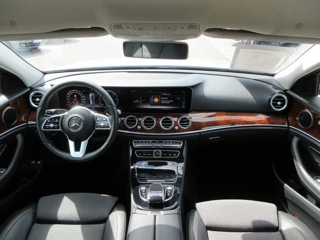 Mercedes-Benz E 220 d T Avantgarde 9G LED COMAND 360° WideScr. 02/2019-photo-22