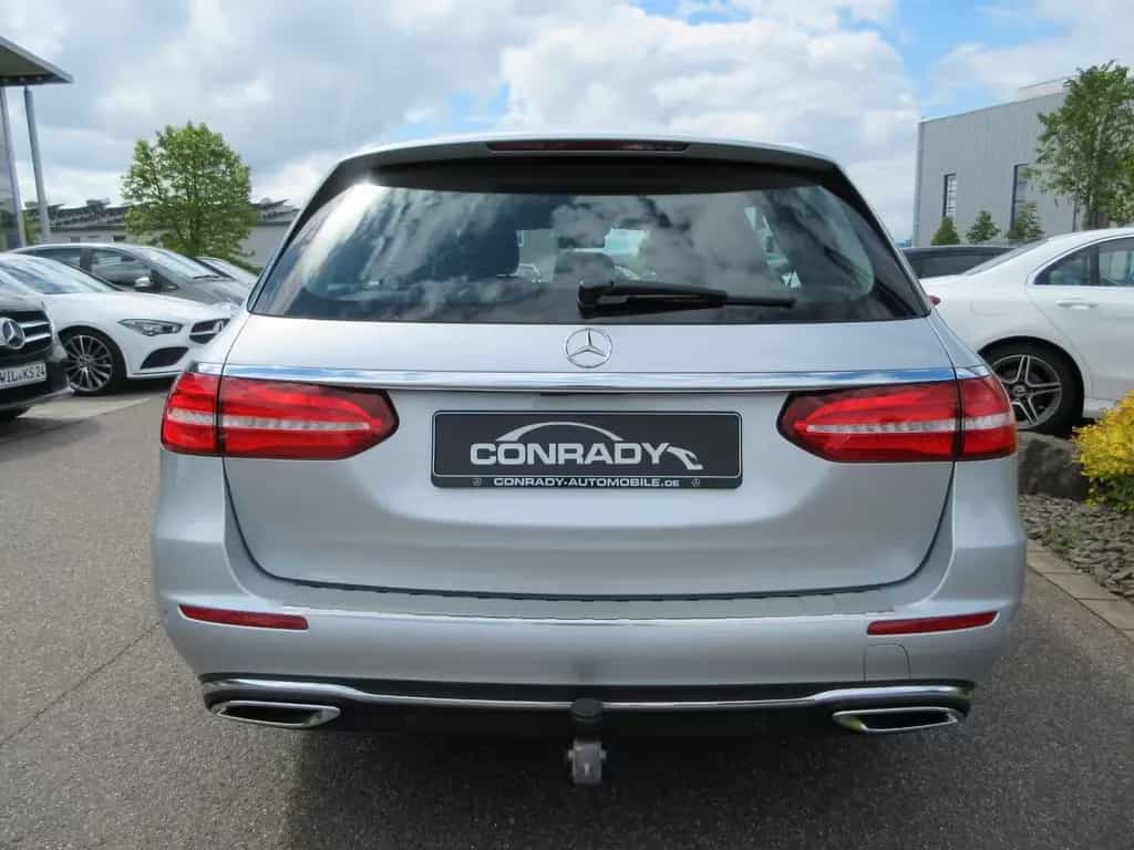 Mercedes-Benz E 220 d T Avantgarde 9G LED COMAND 360° WideScr. 02/2019-photo-5