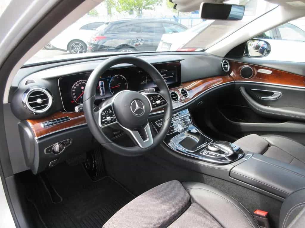 Mercedes-Benz E 220 d T Avantgarde 9G LED COMAND 360° WideScr. 02/2019-photo-9