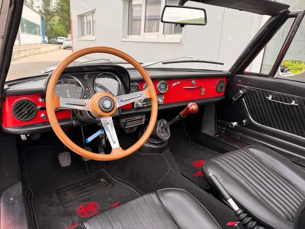 Alfa Romeo Spider Junior 1600 Fastback/H-Kennzeichen/Servic 02/1977-photo-19