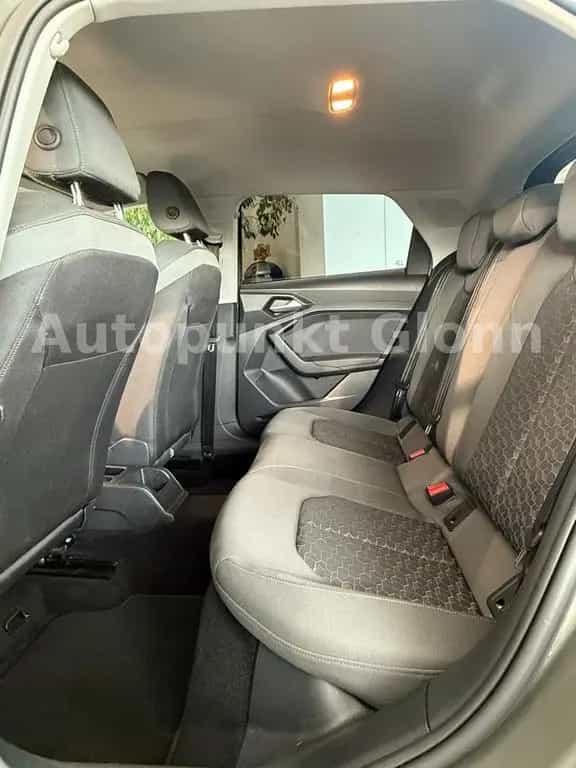 Audi A1 Sportback 40 TFSI S line|LED|Tempomat|TÜV Neu 04/2019-photo-11