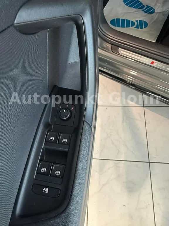 Audi A1 Sportback 40 TFSI S line|LED|Tempomat|TÜV Neu 04/2019-photo-21