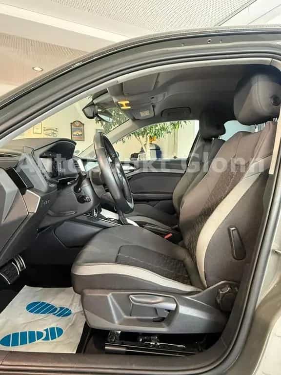 Audi A1 Sportback 40 TFSI S line|LED|Tempomat|TÜV Neu 04/2019-photo-23
