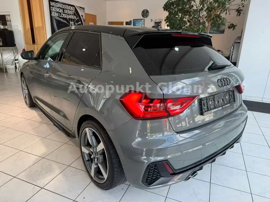 Audi A1 Sportback 40 TFSI S line|LED|Tempomat|TÜV Neu 04/2019-photo-5