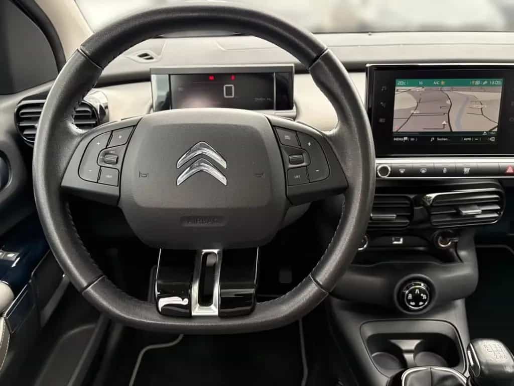 Citroën C4 Cactus Shine++NAVI!++PANO!++WIE NEU!++ 03/2019-photo-9