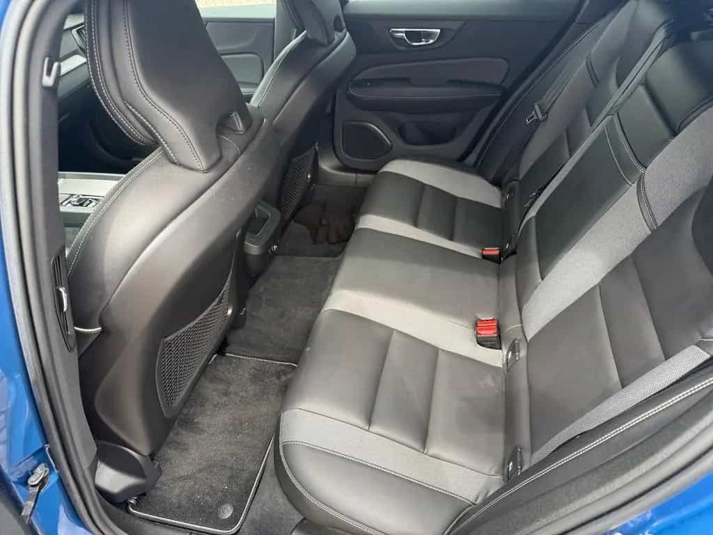Volvo V60 //  R Design 08/2019-photo-12