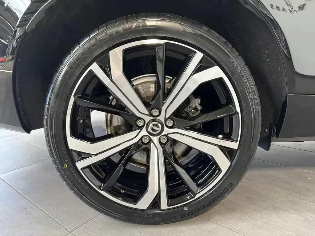 Volvo XC60 B5 AWD Ultimate Dark NAV+LED+ACC+360°+PANO 04/2023-photo-2
