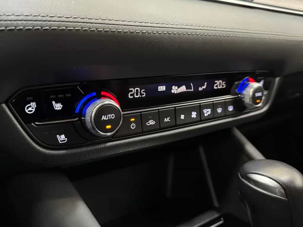Mazda 6 Kombi Sports-Line Leder 01/2023-photo-42