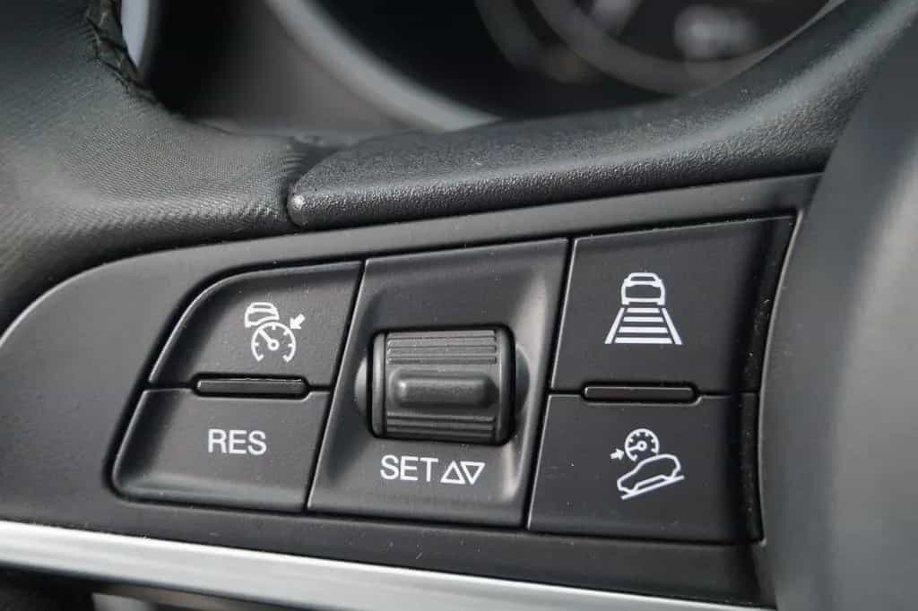 Alfa Romeo Stelvio Q4 *Pano*Navi*Kamera*Blind*SHZ*Front* 04/2019-photo-16