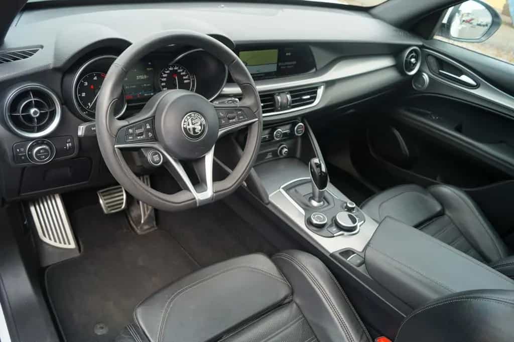 Alfa Romeo Stelvio Q4 *Pano*Navi*Kamera*Blind*SHZ*Front* 04/2019-photo-5