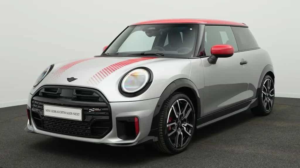 MINI John Cooper Works 05/2025-photo-0