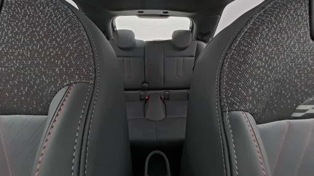 MINI John Cooper Works 05/2025-photo-13