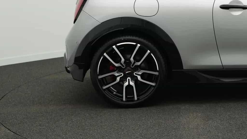 MINI John Cooper Works 05/2025-photo-15