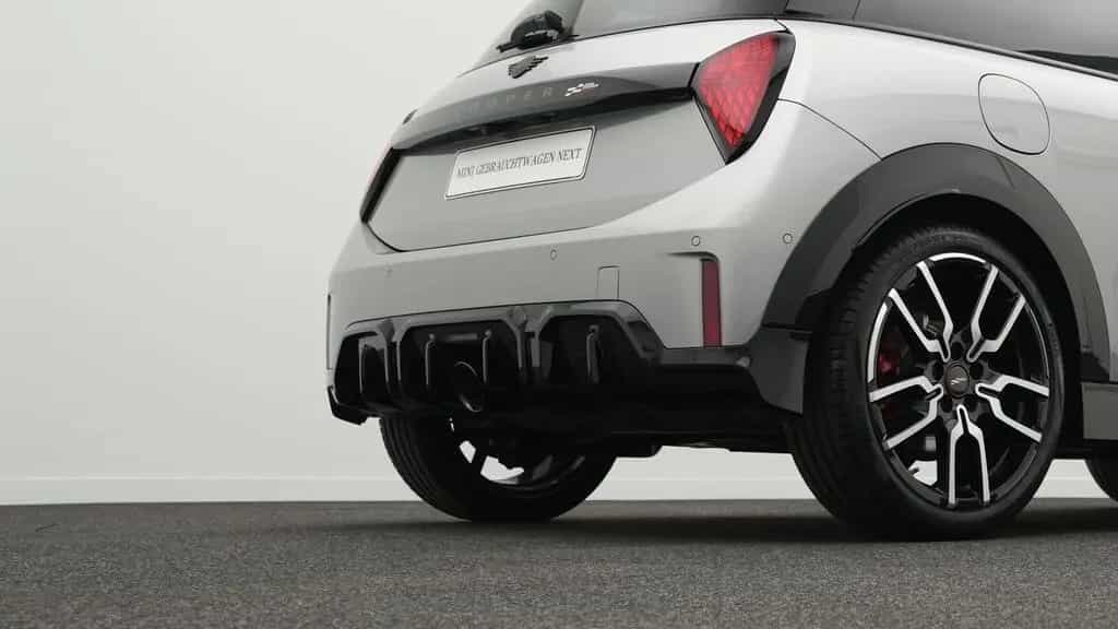 MINI John Cooper Works 05/2025-photo-19