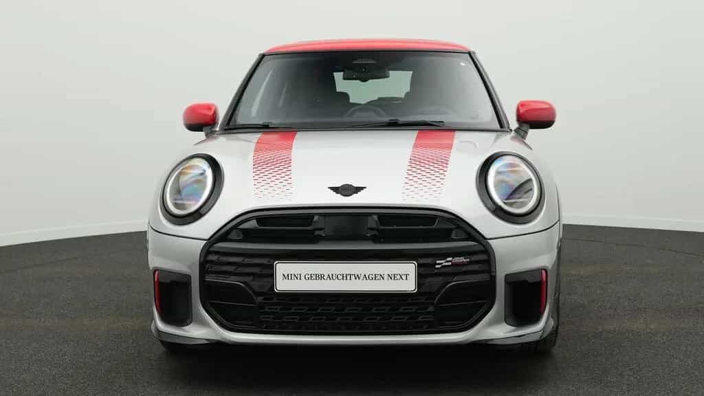 MINI John Cooper Works 05/2025-photo-2