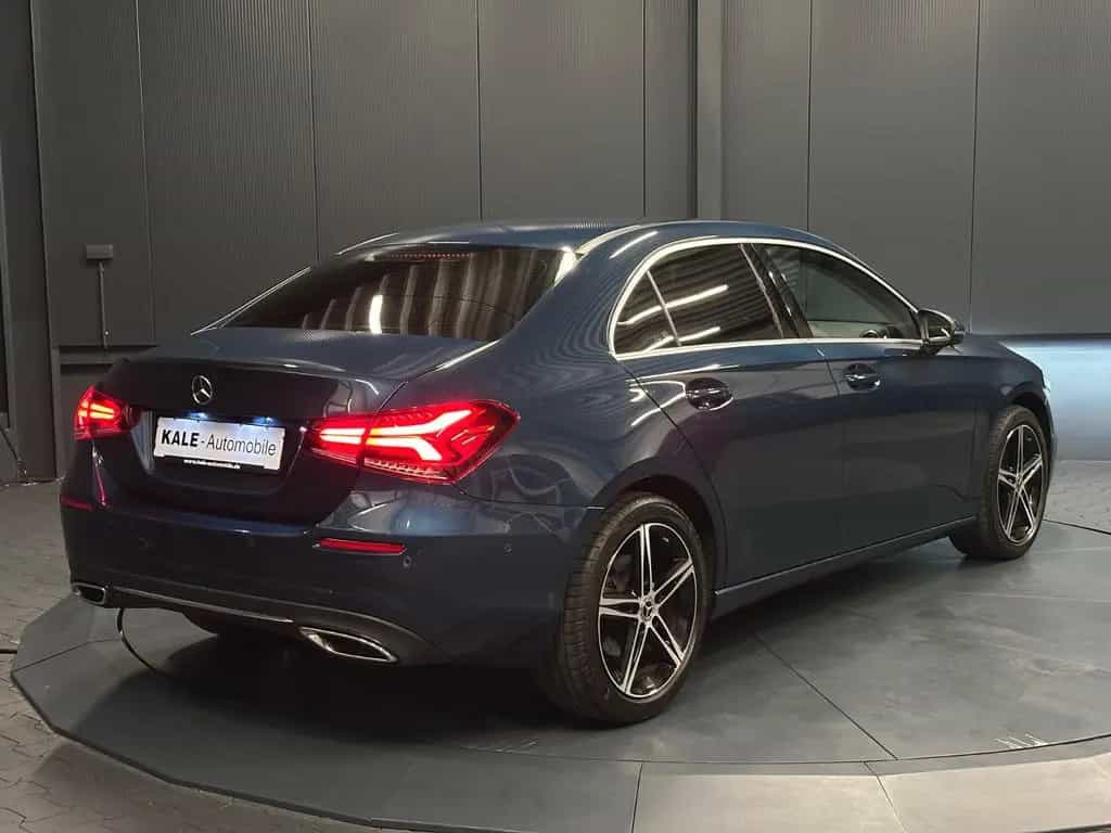 Mercedes-Benz A 250 Lim. 4Matic Progressive*18Zoll*AHK*KAMERA* 03/2021-photo-4